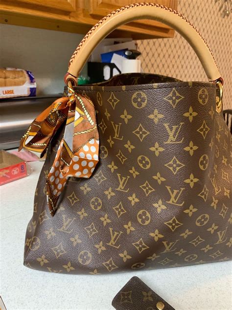 does louis vuitton authenticate|louis vuitton authentication service free.